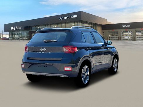 New 2026 Hyundai Venue SEL image 7