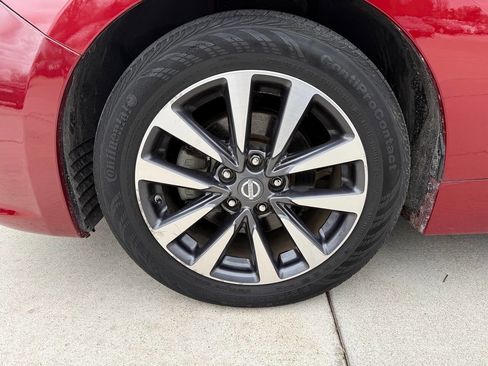 Used 2017 Nissan Altima 2.5 SV image 10