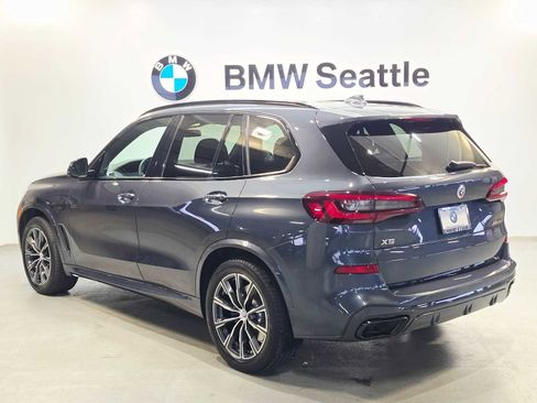 Used 2022 BMW X5 M50i w/ Executive Package image 4