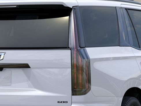 New 2026 Cadillac Escalade Platinum Sport w/ LPO, ONYX Package AWD/4WD image 11