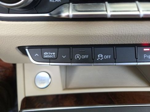 Used 2018 Audi Q5 2.0T Premium Plus w/ Premium Plus Package AWD/4WD image 15