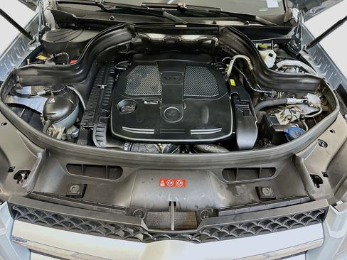 Used 2013 Mercedes-Benz GLK 350 4MATIC image 36