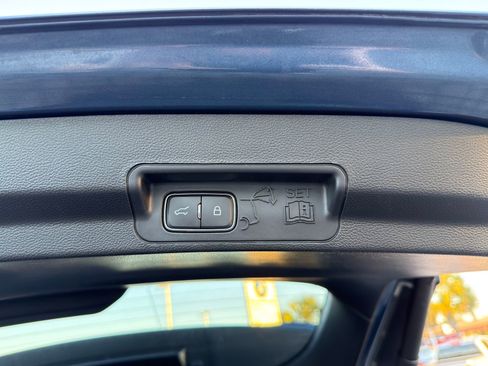 Used 2020 Ford Explorer ST w/ ST Street Pack image 19