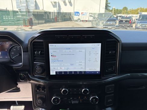 Used 2021 Ford F150 XLT w/ Equipment Group 302A High AWD/4WD image 13
