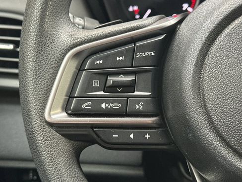 Used 2025 Subaru Outback AWD/4WD image 28