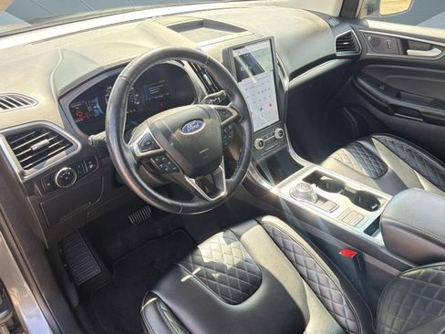 Used 2023 Ford Edge Titanium AWD/4WD image 4