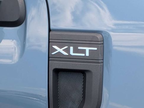 Used 2023 Ford Maverick XLT FWD image 12