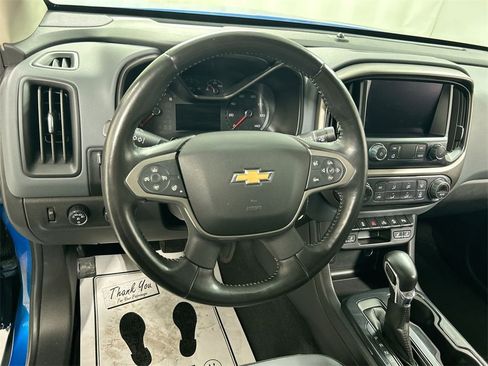 Used 2022 Chevrolet Colorado Z71 image 4