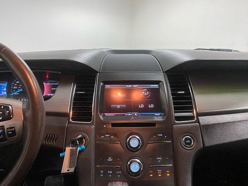 Used 2014 Ford Taurus SEL w/ Equipment Group 201A image 25
