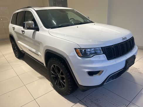 Used 2020 Jeep Grand Cherokee Limited image 15