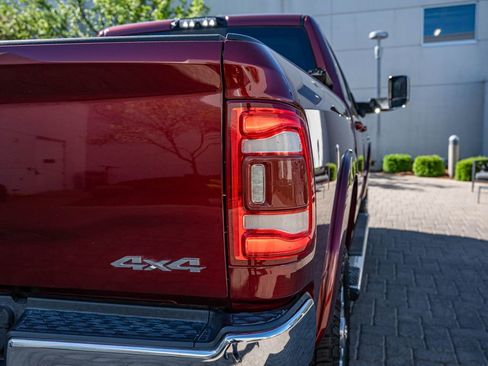 Used 2019 RAM 3500 Laramie AWD/4WD image 15