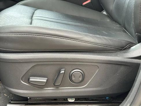 Used 2023 Kia Sorento S FWD image 19