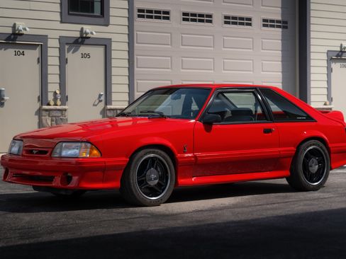 Used 1993 Ford Mustang Cobra RWD image 2