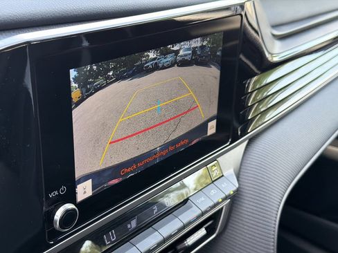 Used 2026 Toyota Camry SE FWD image 6