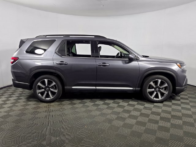 Used 2025 Honda Pilot Elite image 10