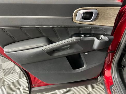 Used 2022 Kia Sorento SX Prestige image 30