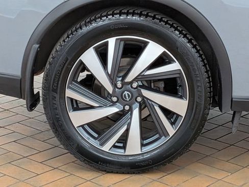 Used 2022 Nissan Murano SL w/ SL Moonroof Package image 9