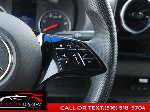 Used 2025 Mercedes-Benz Sprinter 2500 image 33