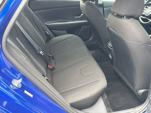Used 2024 Hyundai Elantra SEL FWD image 15