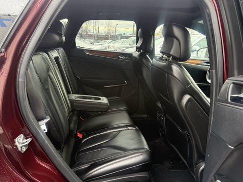 Used 2019 Lincoln MKC Select image 15