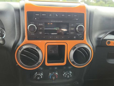 Used 2012 Jeep Wrangler Sport w/ Connectivity Group AWD/4WD image 15
