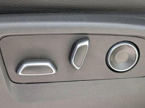 Used 2024 GMC Sierra 2500 Denali w/ Denali Reserve Package image 29