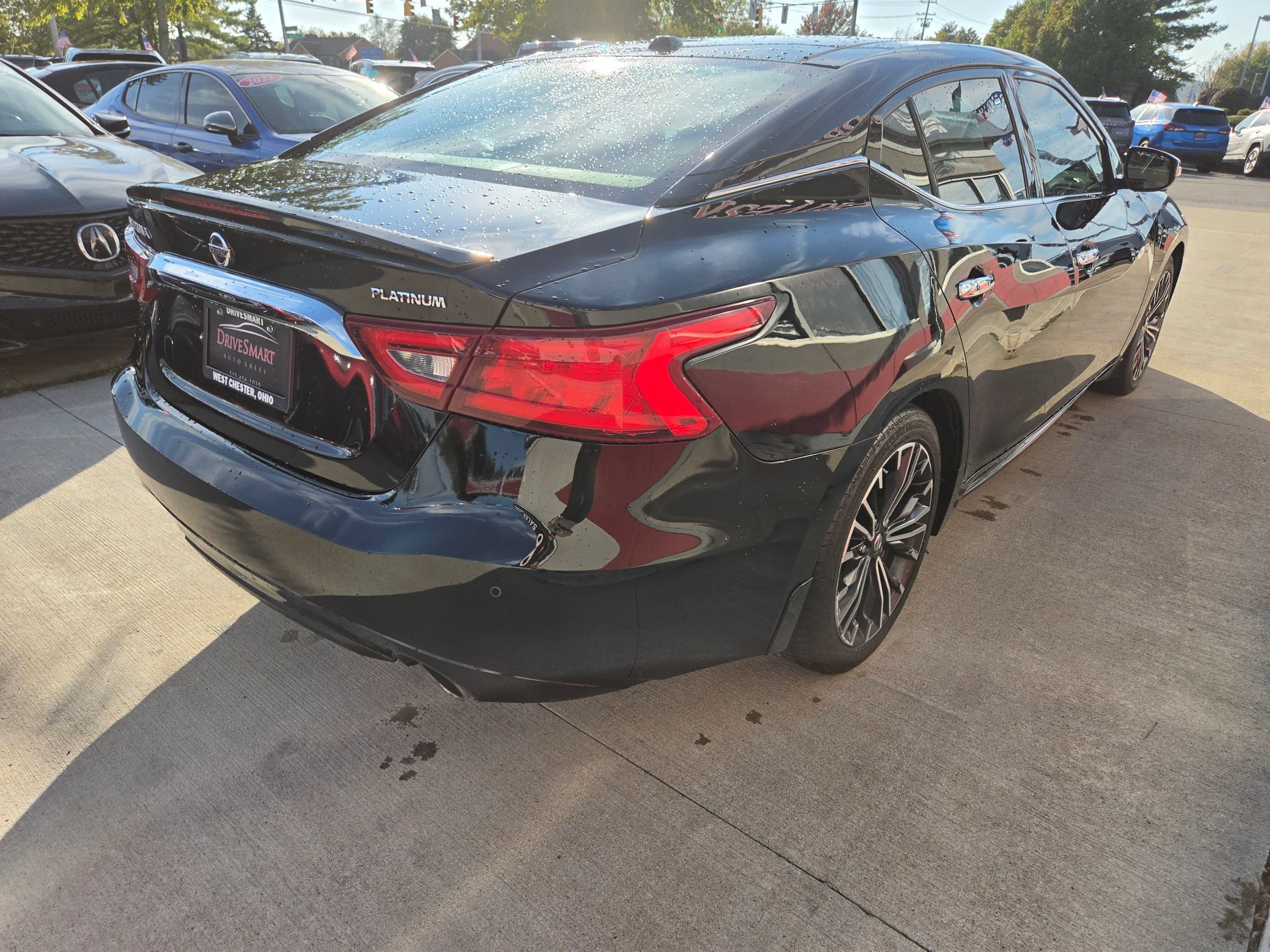 Used 2017 Nissan Maxima Platinum w/ Medallion Package FWD image 5