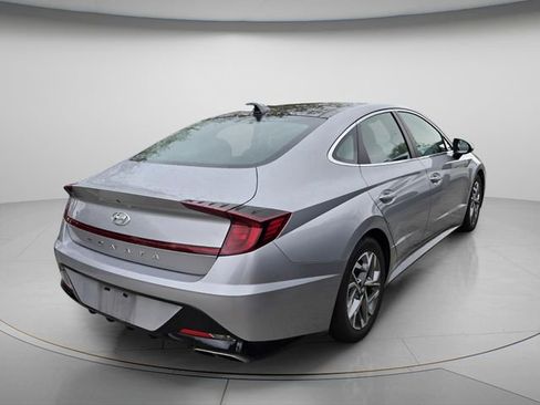 Used 2023 Hyundai Sonata SEL w/ Convenience Package image 6