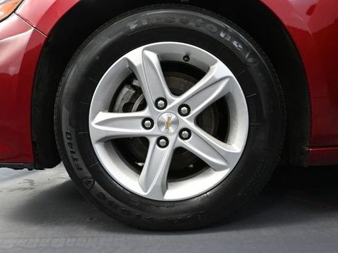 Used 2024 Chevrolet Malibu LT image 16