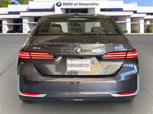 Used 2026 BMW 530i xDrive w/ Premium Package AWD/4WD image 6
