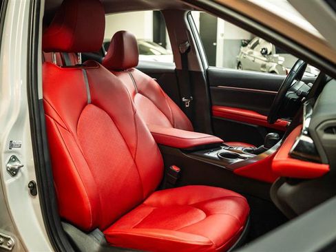 Used 2022 Toyota Camry XSE w/ Carpet Mat Package (TMS) FWD image 14