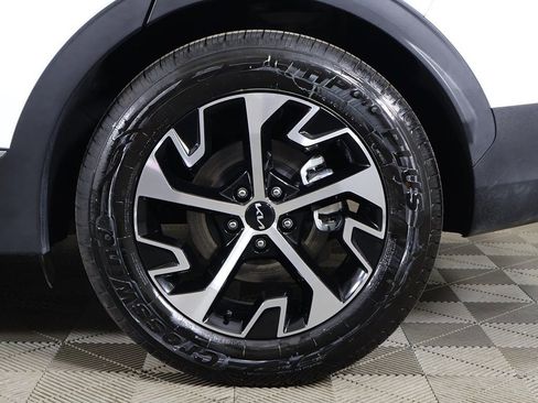 Used 2023 Kia Sportage EX image 21