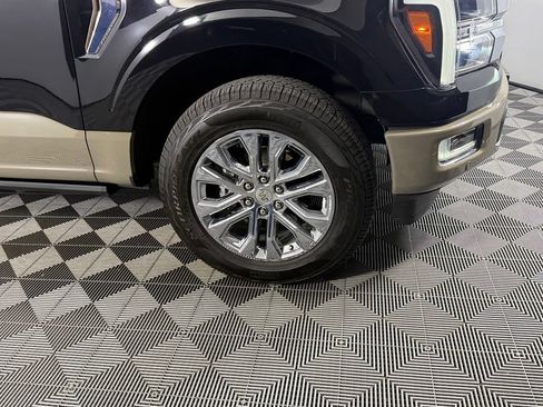 Used 2025 Ford F150 King Ranch AWD/4WD image 12
