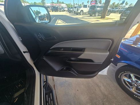 Used 2020 Chevrolet Colorado W/T w/ WT Convenience Package image 45