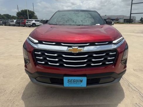 Certified 2026 Chevrolet Equinox LT w/ Safety and Technology Package FWD image 3