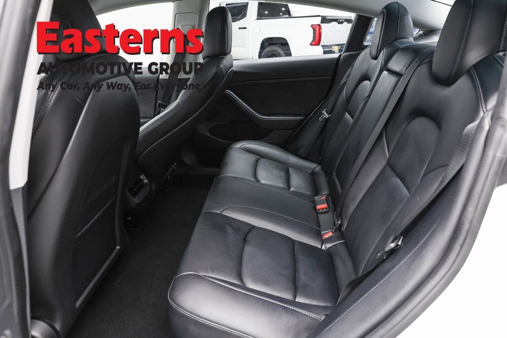 Used 2022 Tesla Model 3 Long Range AWD/4WD image 18