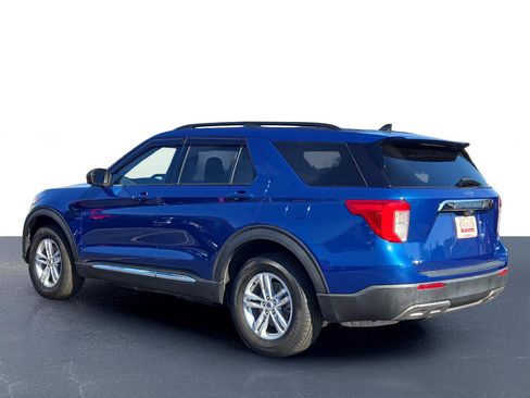 Used 2022 Ford Explorer XLT w/ Equipment Group 202A image 12