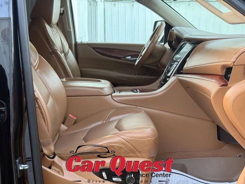 Used 2015 Cadillac Escalade ESV Platinum image 23