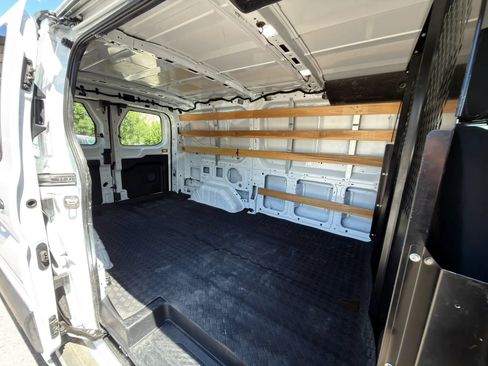 Used 2024 Ford Transit 250 Low Roof w/ Exterior Upgrade Package RWD image 15