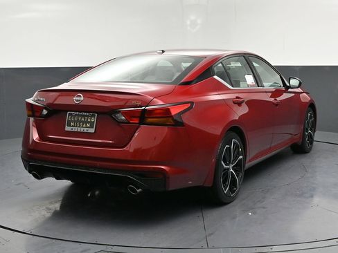 New 2026 Nissan Altima 2.5 SR FWD image 4