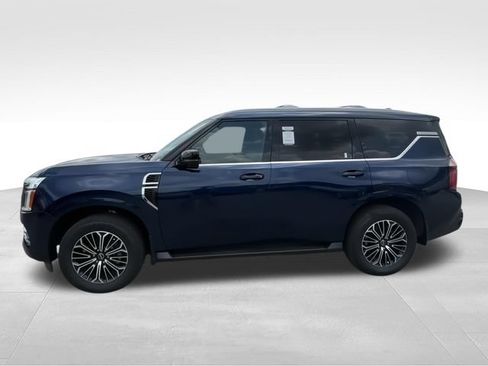 Certified 2025 Nissan Armada Platinum AWD/4WD image 5