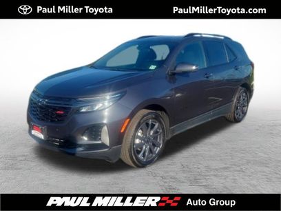 Used 2022 Chevrolet Equinox RS w/ Infotainment Package