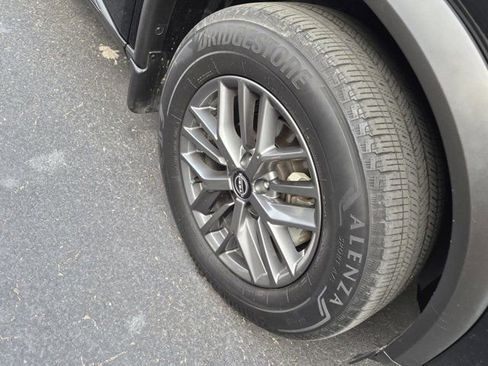 Used 2023 Nissan Rogue S FWD image 5