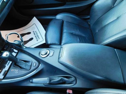 Used 2007 BMW 650i Convertible image 31