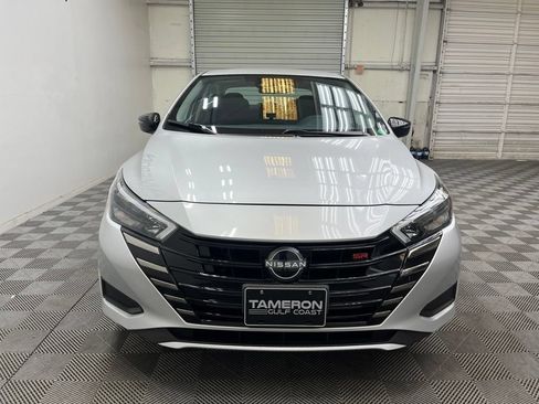 Used 2024 Nissan Versa SR FWD image 9