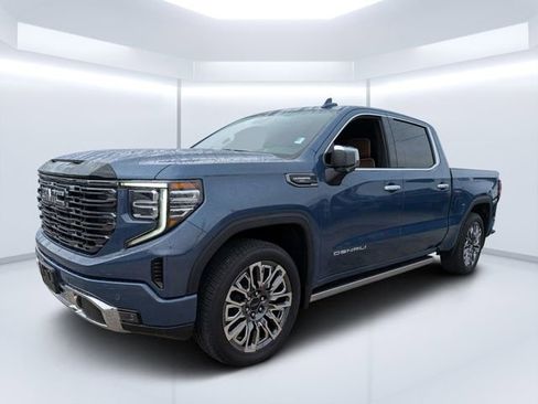 Used 2025 GMC Sierra 1500 Denali Ultimate image 7