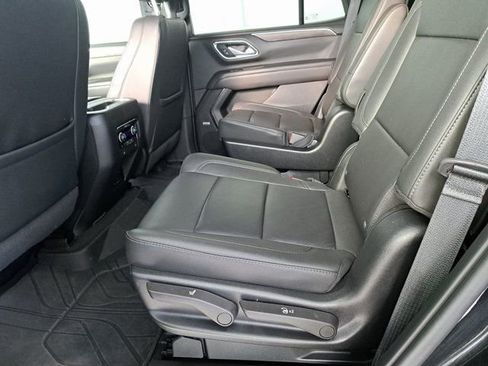 Used 2023 Chevrolet Tahoe Z71 w/ Luxury Package image 23