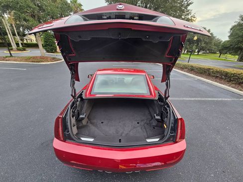 Used 2004 Cadillac XLR RWD image 16