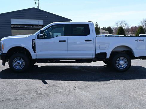 New 2026 Ford F250 XL w/ XL Driver Assist Package image 7
