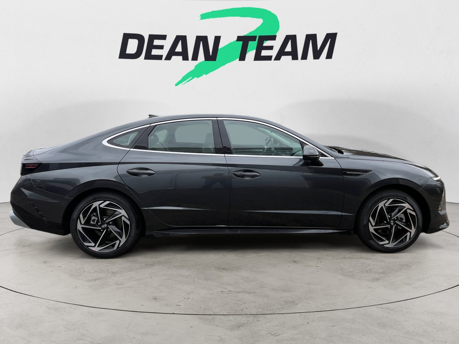 New 2026 Hyundai Sonata SEL FWD image 8